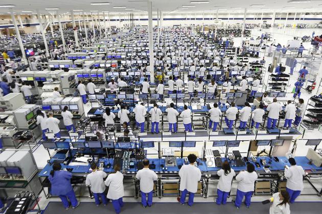 疫情沖擊富士康3月銷售額 電子制造業的變局與韌性